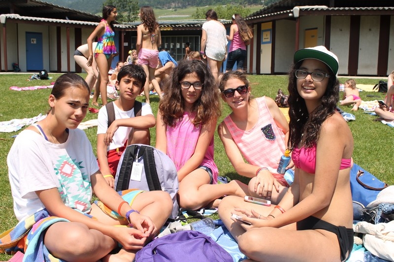 Village Camps International Summer Camp Leysin, Switzerland 2026-08-15 https://www.villagecamps.com/journals_admin/images/682-1-pool day (82).jpg
